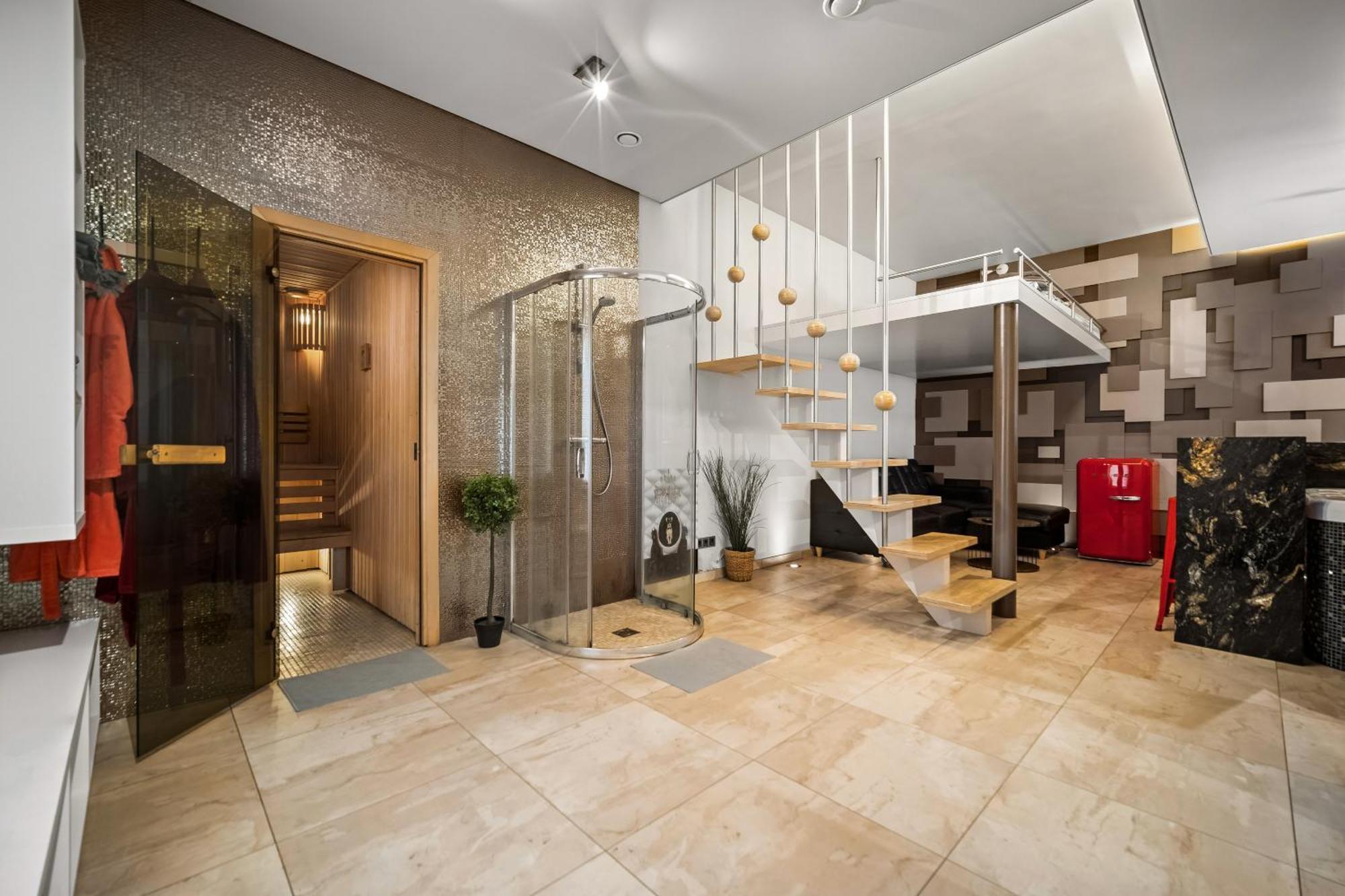 Secret Lounge - Cozy Studio With Sauna And Jacuzzi วิลนีอุส ภายนอก รูปภาพ